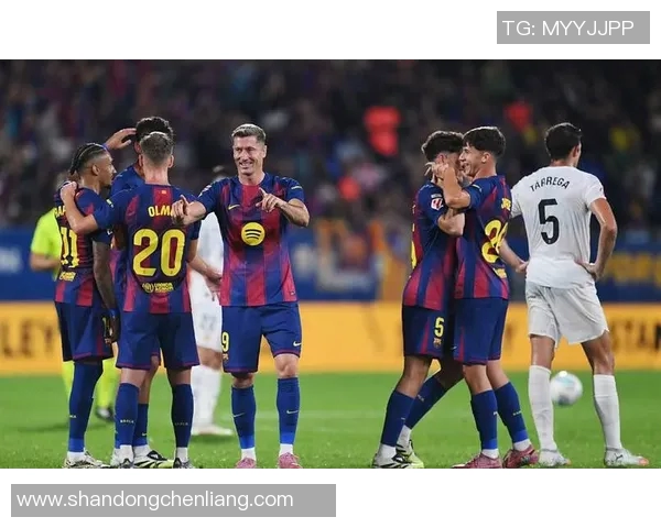 塞维利亚主场力克巴伦西亚，稳居西甲前四，欧冠资格指日可待