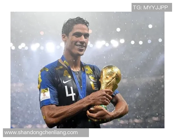 瓦拉内：皇马需要团结一致，为了欧冠夺冠而战!